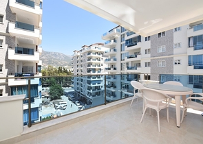 مجمع فاخر حديث - شقة طابق مرتفع -2 غرفة وصالة -في مهموتلار / الانيا 