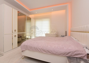 مجمع فاخر حديث - شقة طابق مرتفع -2 غرفة وصالة -في مهموتلار / الانيا 