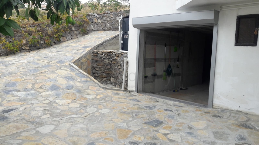 اطلالة بحر - فيلا مستقلة - مسبح خاص -في ديمرتاش / الانيا 