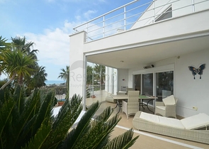 اطلالة بحر - فيلا مستقلة - مسبح خاص -في ديمرتاش / الانيا 