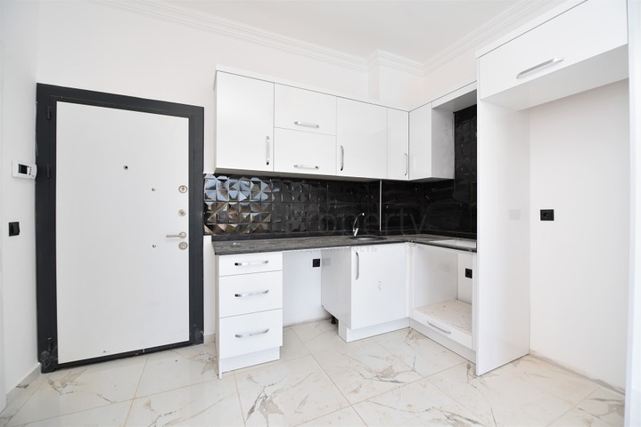 مجمع سكني حديث - شقة غرفة وصالة -في اوبا / الانيا 