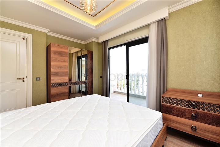 شقة الفخامة والتميز -3 غرف وصالة -مجمع فاخر -في مركز الانيا 