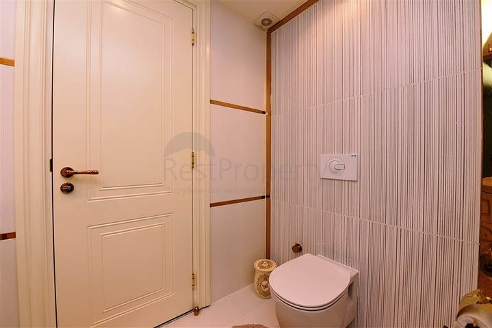 شقة الفخامة والتميز -3 غرف وصالة -مجمع فاخر -في مركز الانيا 