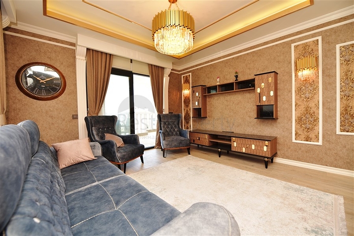 شقة الفخامة والتميز -3 غرف وصالة -مجمع فاخر -في مركز الانيا 