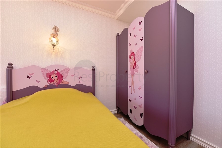 شقة الفخامة والتميز -3 غرف وصالة -مجمع فاخر -في مركز الانيا 