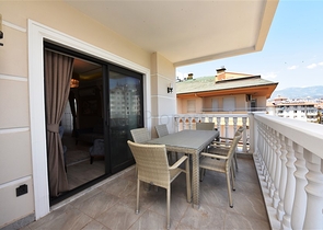 شقة الفخامة والتميز -3 غرف وصالة -مجمع فاخر -في مركز الانيا 