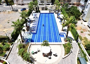 شقة الفخامة والتميز -3 غرف وصالة -مجمع فاخر -في مركز الانيا 