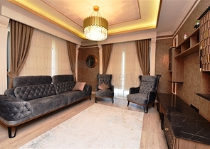 شقة الفخامة والتميز -3 غرف وصالة -مجمع فاخر -في مركز الانيا 