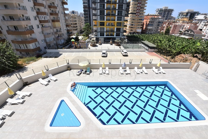 شقة فاخرة - غرفة نوم وصالة -مفروشة -في مهموتلار / الانيا