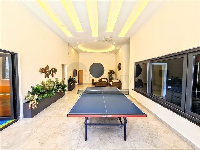 شقة فاخرة - غرفة نوم وصالة -مفروشة -في مهموتلار / الانيا