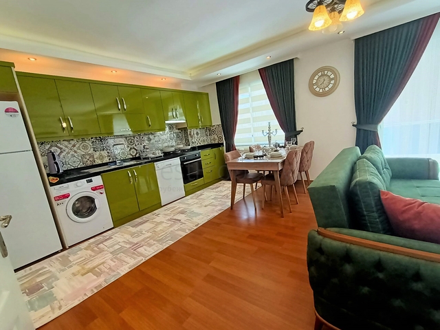 شقة غرفة وصالة انيقة  - ضمن مجمع سكني في منطقة حيوية -مهموتلار / الانيا 