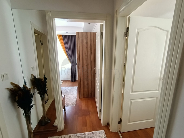 شقة غرفة وصالة انيقة  - ضمن مجمع سكني في منطقة حيوية -مهموتلار / الانيا 