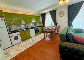 شقة غرفة وصالة انيقة  - ضمن مجمع سكني في منطقة حيوية -مهموتلار / الانيا 