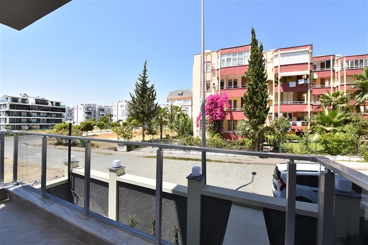 شقة غرفة وصالة -مجمع حديث - في افسلار / الانيا 