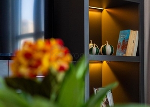 مجمع فاخر -شقة غرفة وصالة -مفروشة -في كاستل / الانيا 