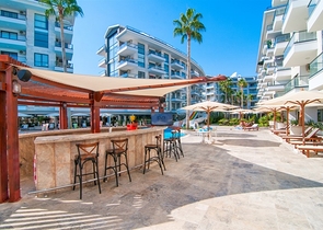 مجمع فاخر -شقة غرفة وصالة -مفروشة -في كاستل / الانيا 