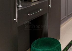 مجمع فاخر -شقة غرفة وصالة -مفروشة -في كاستل / الانيا 