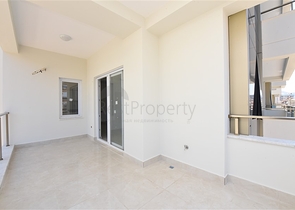 شقة جديدة - 2 غرفة وصالة -مجمع سكني فاخر -في مهموتلار / الانيا 