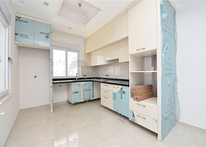 شقة جديدة - 2 غرفة وصالة -مجمع سكني فاخر -في مهموتلار / الانيا 