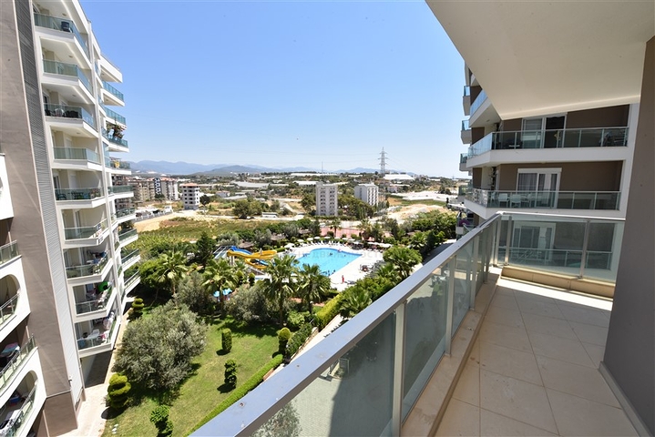 شقة غرفة وصالة -ضمن مجمع يضم كافة الخدمات -في افسلار / الانيا