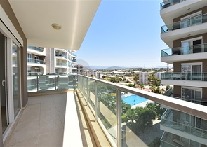 شقة غرفة وصالة -ضمن مجمع يضم كافة الخدمات -في افسلار / الانيا