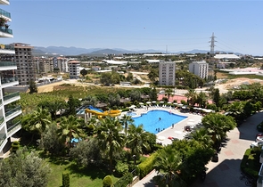 شقة غرفة وصالة -ضمن مجمع يضم كافة الخدمات -في افسلار / الانيا