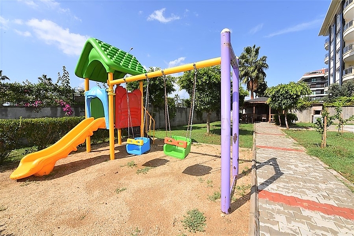 اطلالة بحر مباشرة -شقة غرفتين وصالة -مفروشة -في كاستل / الانيا 