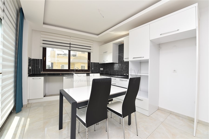 اطلالة بحر مباشرة -شقة غرفتين وصالة -مفروشة -في كاستل / الانيا 