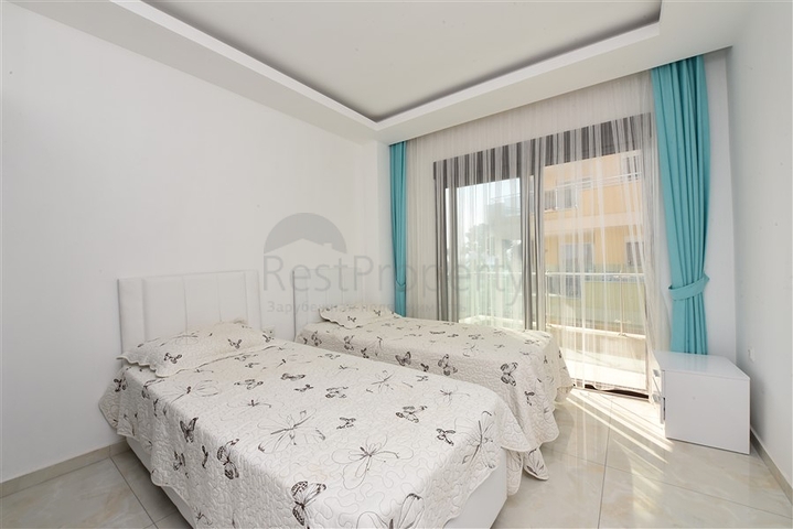 اطلالة بحر مباشرة -شقة غرفتين وصالة -مفروشة -في كاستل / الانيا 