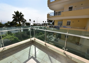 اطلالة بحر مباشرة -شقة غرفتين وصالة -مفروشة -في كاستل / الانيا 