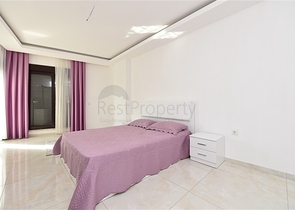 اطلالة بحر مباشرة -شقة غرفتين وصالة -مفروشة -في كاستل / الانيا 