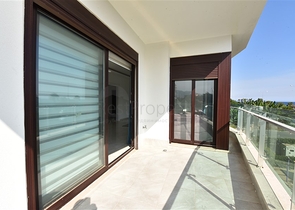 اطلالة بحر مباشرة -شقة غرفتين وصالة -مفروشة -في كاستل / الانيا 