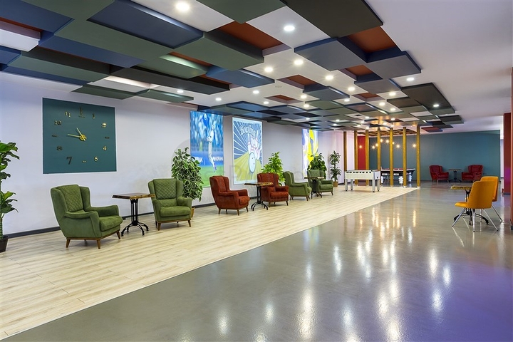 اطلالة بحر - شقة غرفة وصالة - ضمن مجمع 5 نجوم -في كارجي جاك / الانيا 