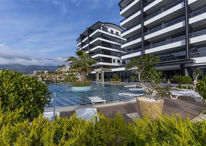 اطلالة بحر - شقة غرفة وصالة - ضمن مجمع 5 نجوم -في كارجي جاك / الانيا 