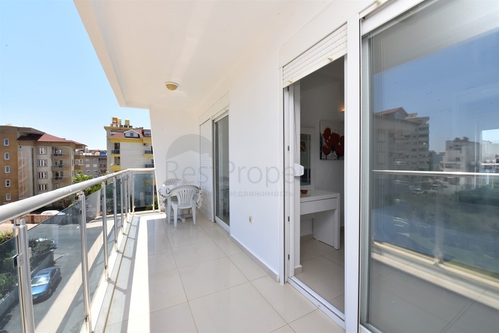 قريبة من البحر والخدمات -شقة غرفة وصالة مفروشة -في اوبا / الانيا