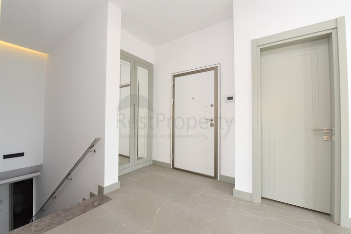 اطلالة بحر - دوبلكس ضمن مجمع جديد فاخر على البحر مباشرة -كاستل / الانيا 