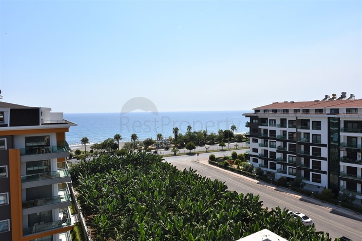 اطلالة بحر - دوبلكس ضمن مجمع جديد فاخر على البحر مباشرة -كاستل / الانيا 