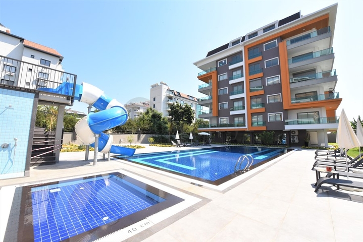 اطلالة بحر - دوبلكس ضمن مجمع جديد فاخر على البحر مباشرة -كاستل / الانيا 