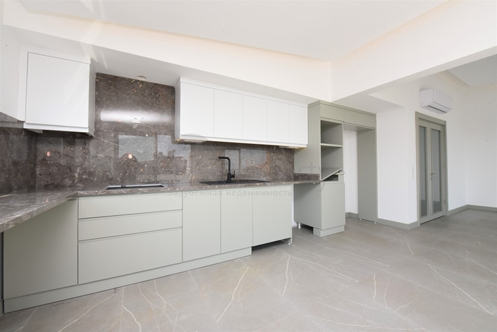 اطلالة بحر - دوبلكس ضمن مجمع جديد فاخر على البحر مباشرة -كاستل / الانيا 