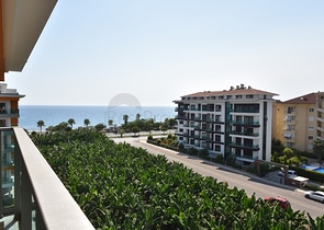 اطلالة بحر - دوبلكس ضمن مجمع جديد فاخر على البحر مباشرة -كاستل / الانيا 