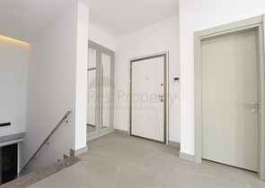 اطلالة بحر - دوبلكس ضمن مجمع جديد فاخر على البحر مباشرة -كاستل / الانيا 