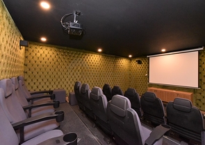 اطلالة بحر - دوبلكس ضمن مجمع جديد فاخر على البحر مباشرة -كاستل / الانيا 