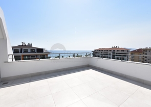 اطلالة بحر - دوبلكس ضمن مجمع جديد فاخر على البحر مباشرة -كاستل / الانيا 