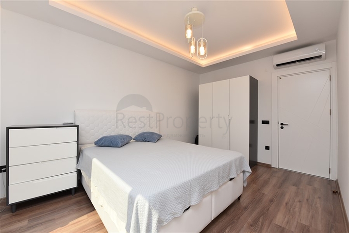 شقق اطلالة بحر في الانيا - تصميم 1+3- مطبخ منفصل - شاطئ كليوباترا / الانيا 