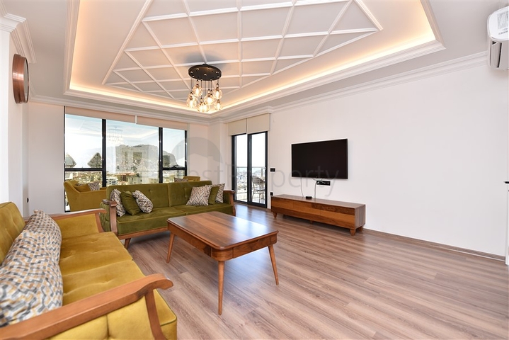 شقق اطلالة بحر في الانيا - تصميم 1+3- مطبخ منفصل - شاطئ كليوباترا / الانيا 