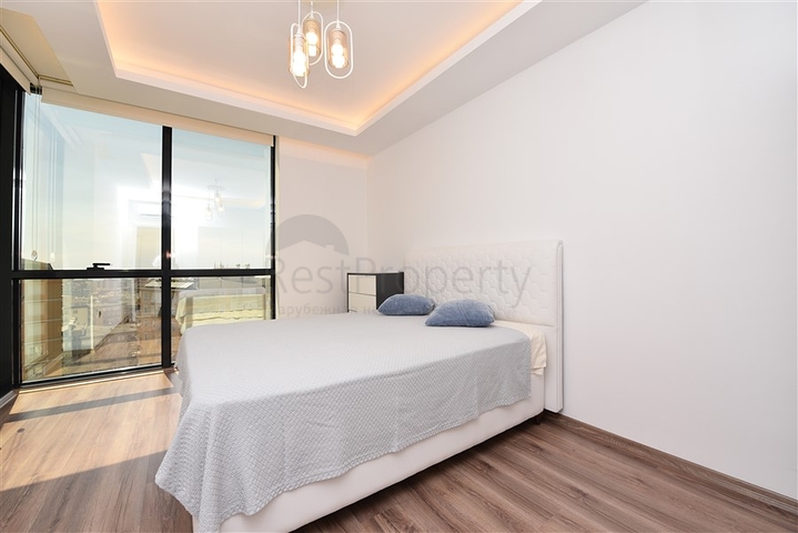 شقق اطلالة بحر في الانيا - تصميم 1+3- مطبخ منفصل - شاطئ كليوباترا / الانيا 