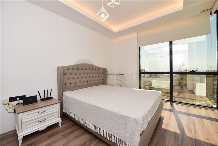 شقق اطلالة بحر في الانيا - تصميم 1+3- مطبخ منفصل - شاطئ كليوباترا / الانيا 