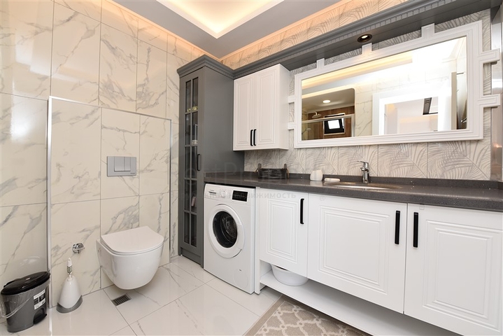 شقق اطلالة بحر في الانيا - تصميم 1+3- مطبخ منفصل - شاطئ كليوباترا / الانيا 