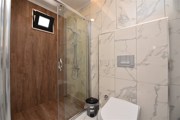 شقق اطلالة بحر في الانيا - تصميم 1+3- مطبخ منفصل - شاطئ كليوباترا / الانيا 