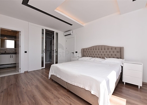 شقق اطلالة بحر في الانيا - تصميم 1+3- مطبخ منفصل - شاطئ كليوباترا / الانيا 